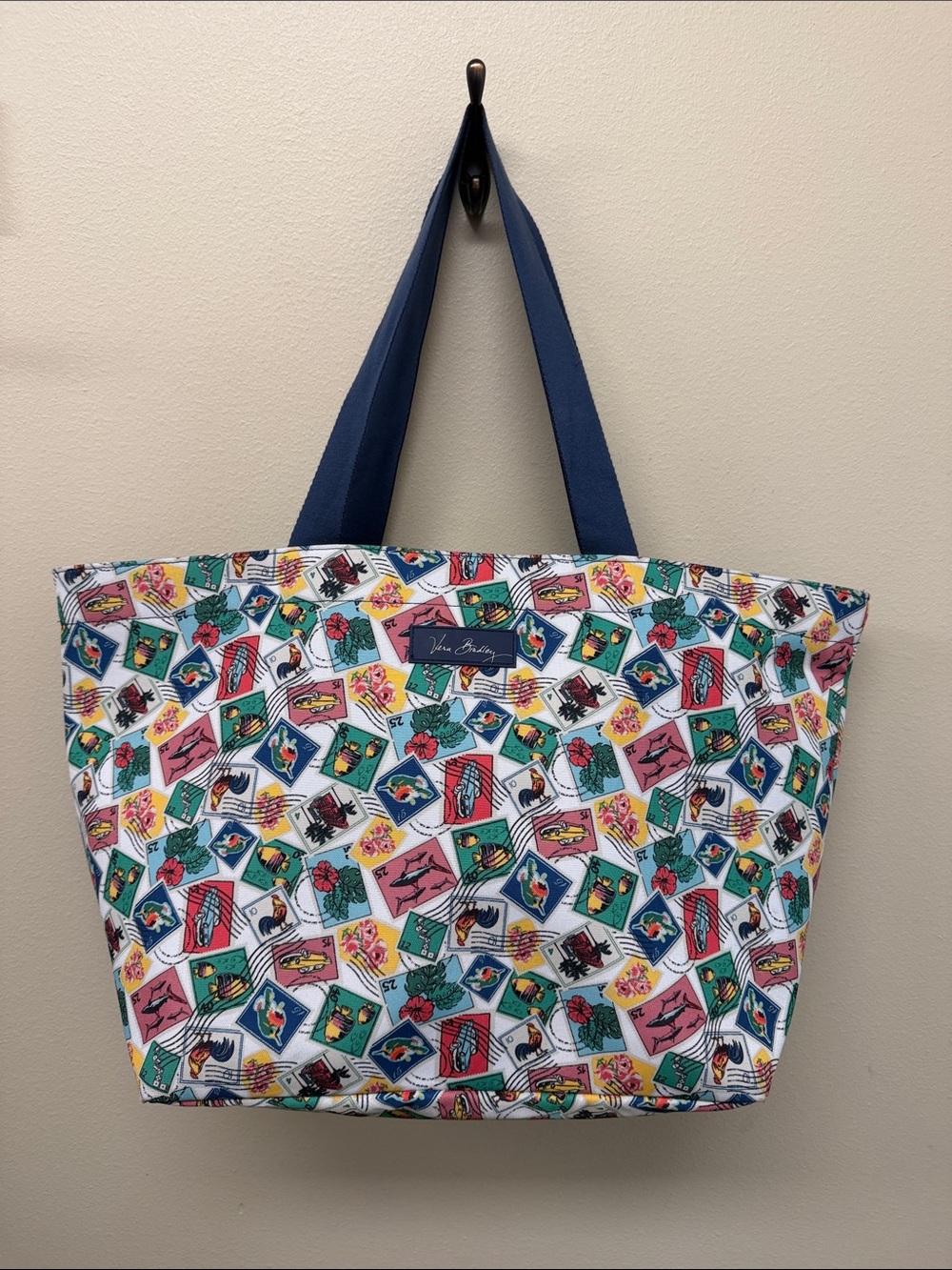 Vera Bradley Lighten Up Family Large Multi-Color Tote.